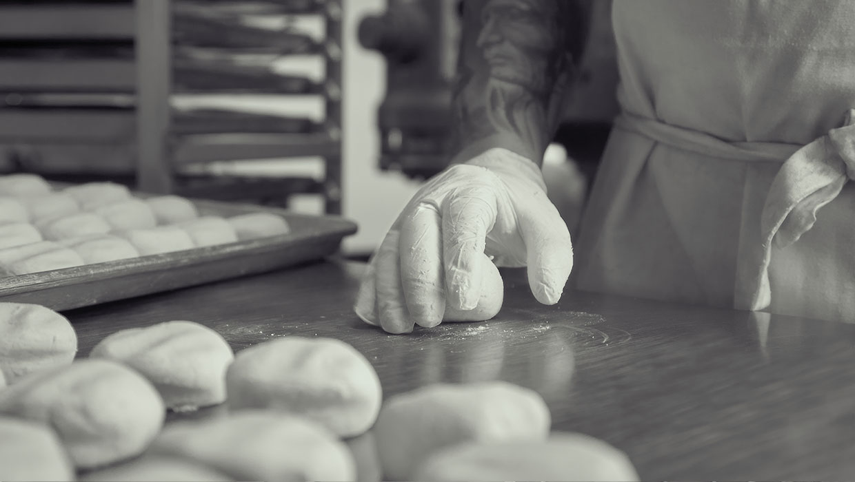 La-Candelaria-Products-pandebono-bakery